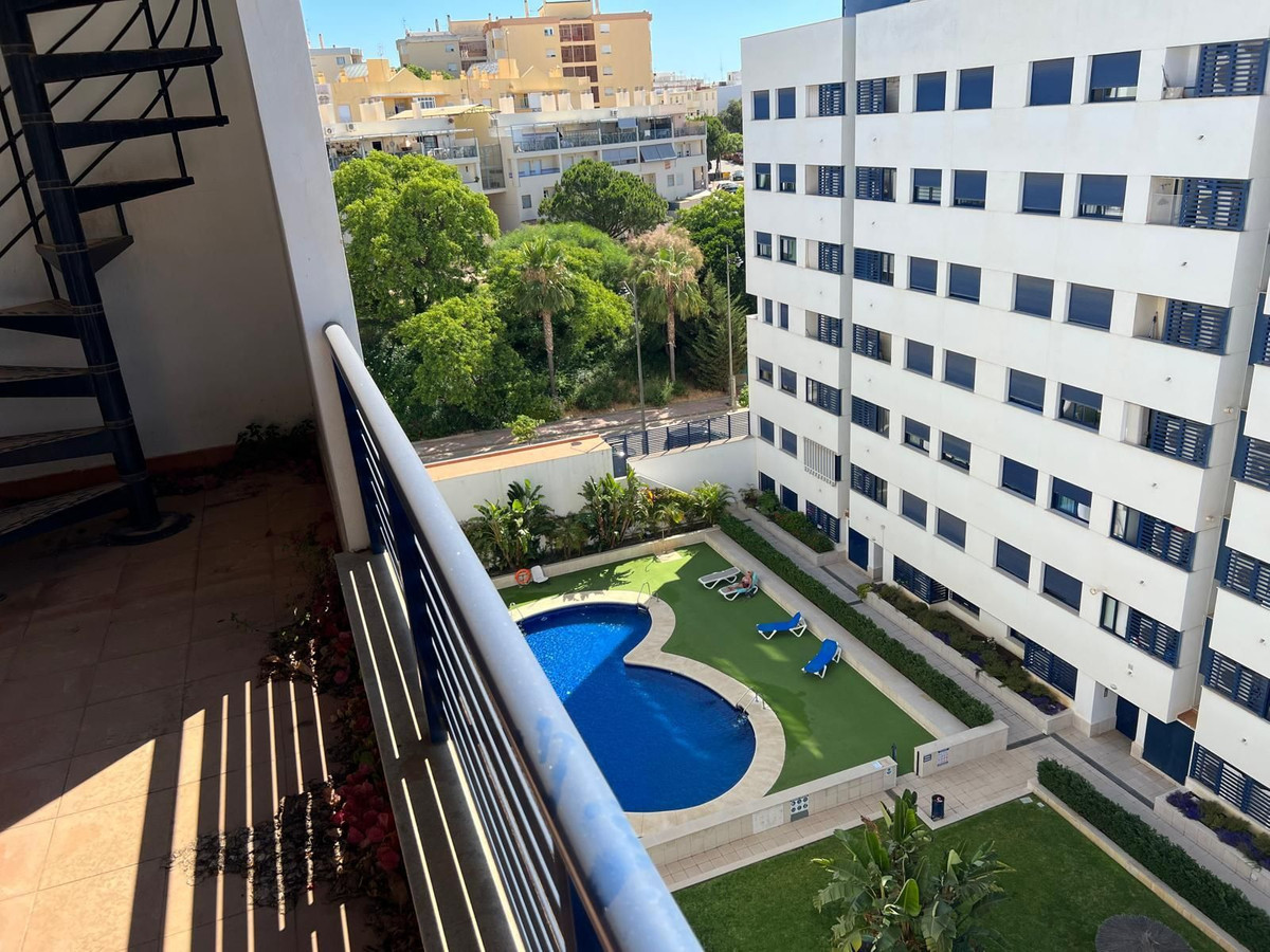 2 Bed Apartment for sale in Estepona Costa Del Sol, Málaga, Spain