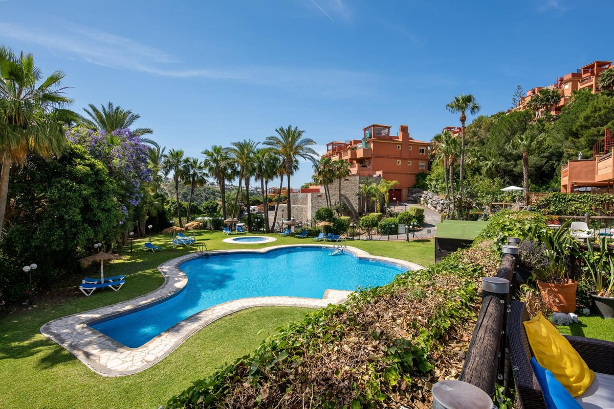 2 Bed Apartment for sale in Reserva De Marbella Costa Del Sol, Málaga, Spain
