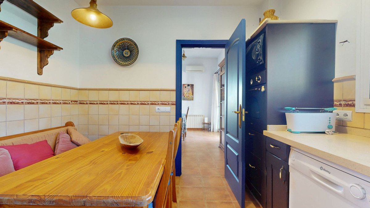 4 Bed Townhouse for sale in Valtocado Costa Del Sol, Málaga, Spain
