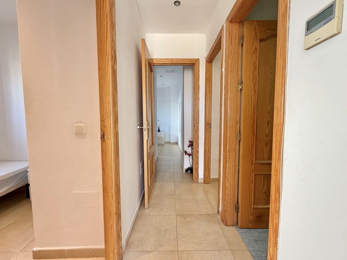 3 Bed Apartment for sale in Fuengirola Costa Del Sol, Málaga, Spain