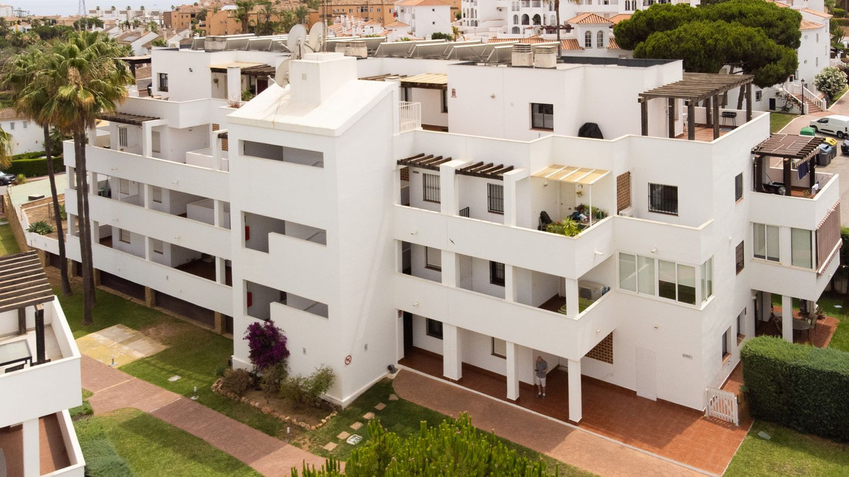 2 Bed Apartment for sale in Riviera Del Sol Costa Del Sol, Málaga, Spain