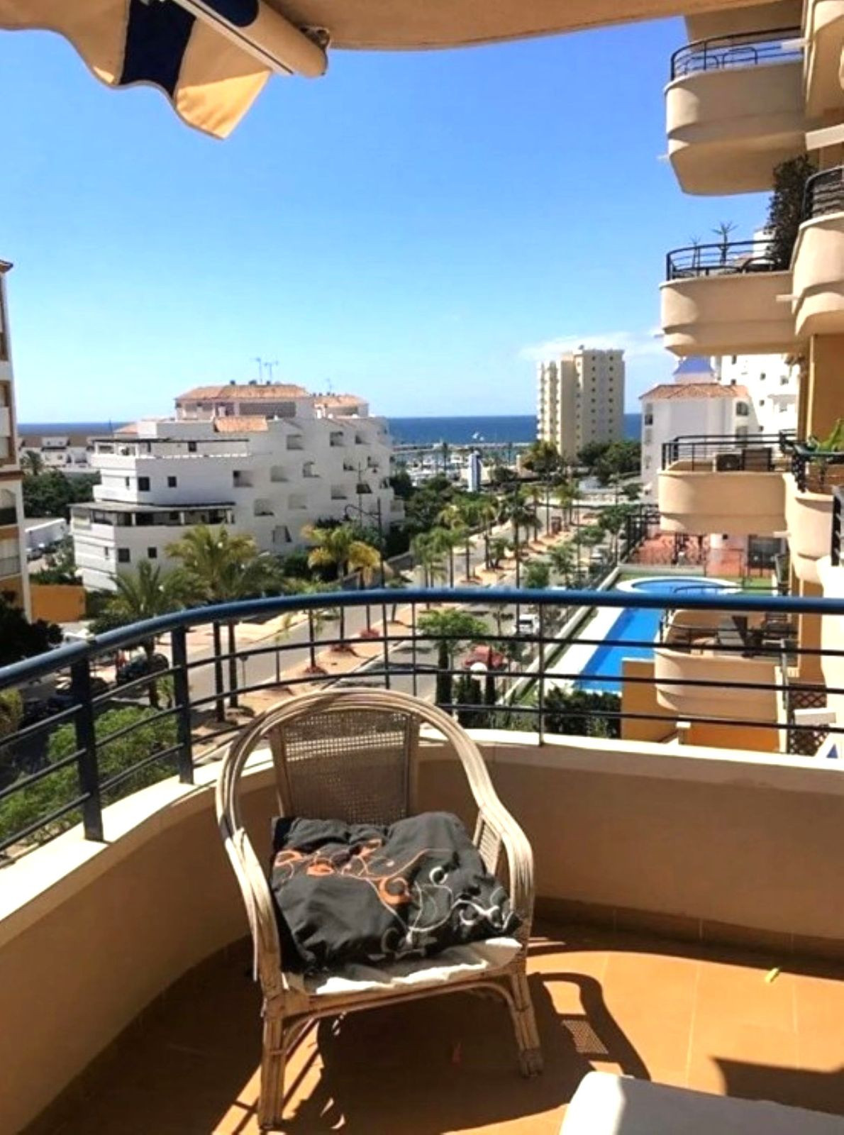 2 Bed Apartment for sale in Estepona Costa Del Sol, Málaga, Spain