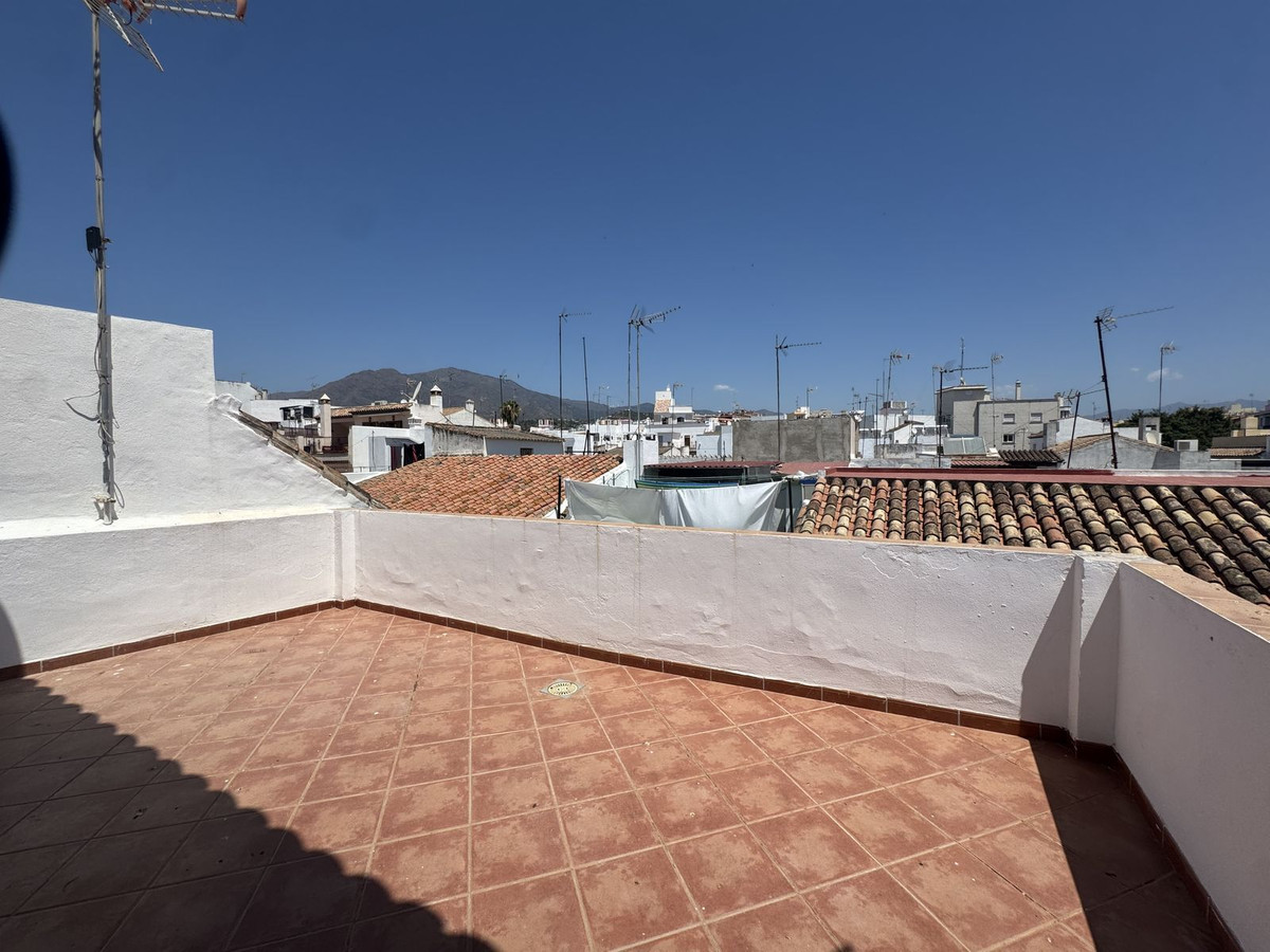 1 Bed Apartment for sale in Estepona Costa Del Sol, Málaga, Spain