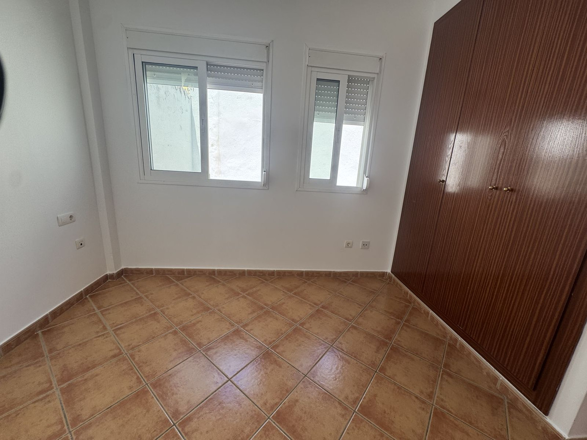 1 Bed Apartment for sale in Estepona Costa Del Sol, Málaga, Spain