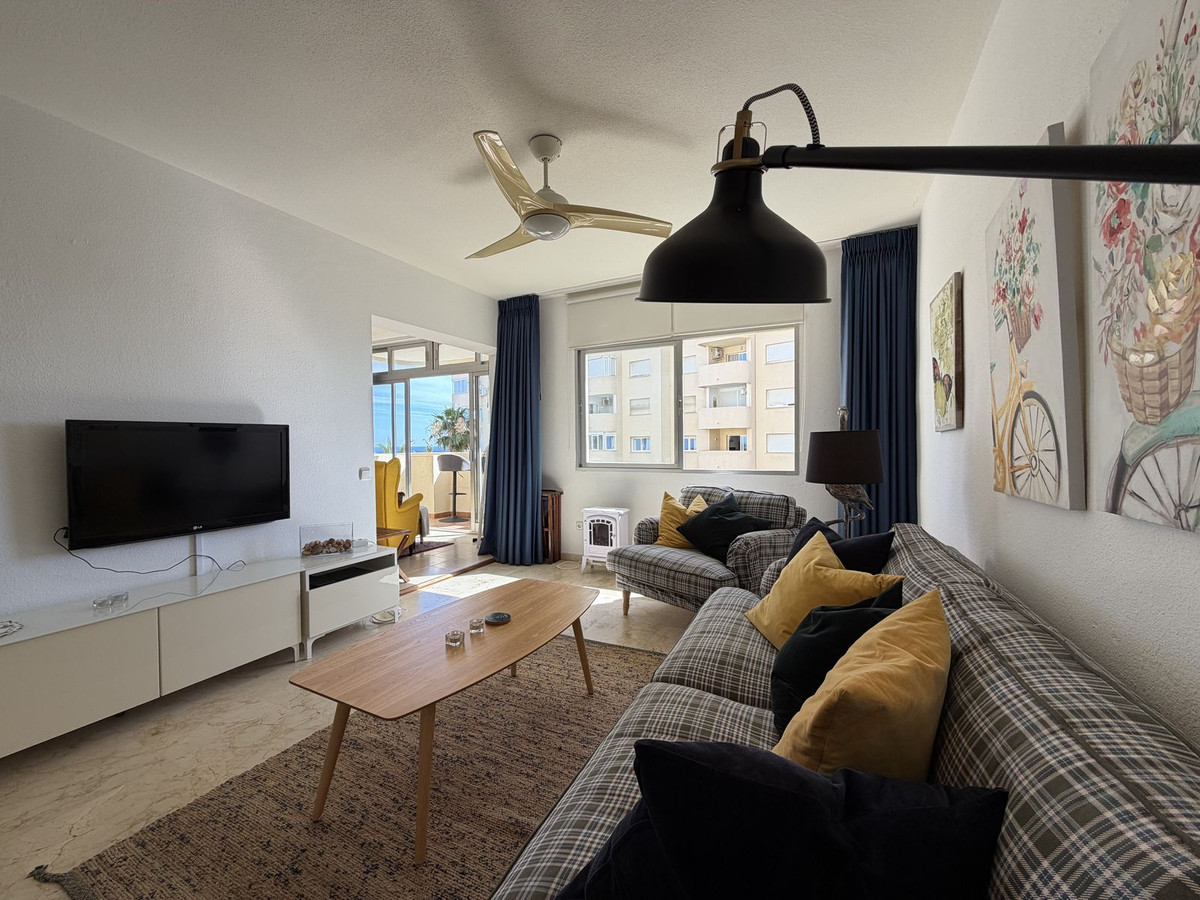 1 Bed Apartment for sale in Estepona Costa Del Sol, Málaga, Spain
