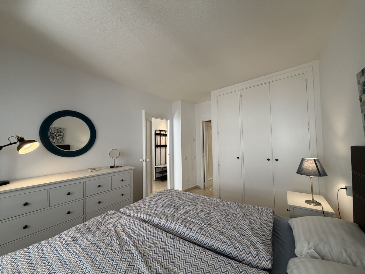 1 Bed Apartment for sale in Estepona Costa Del Sol, Málaga, Spain