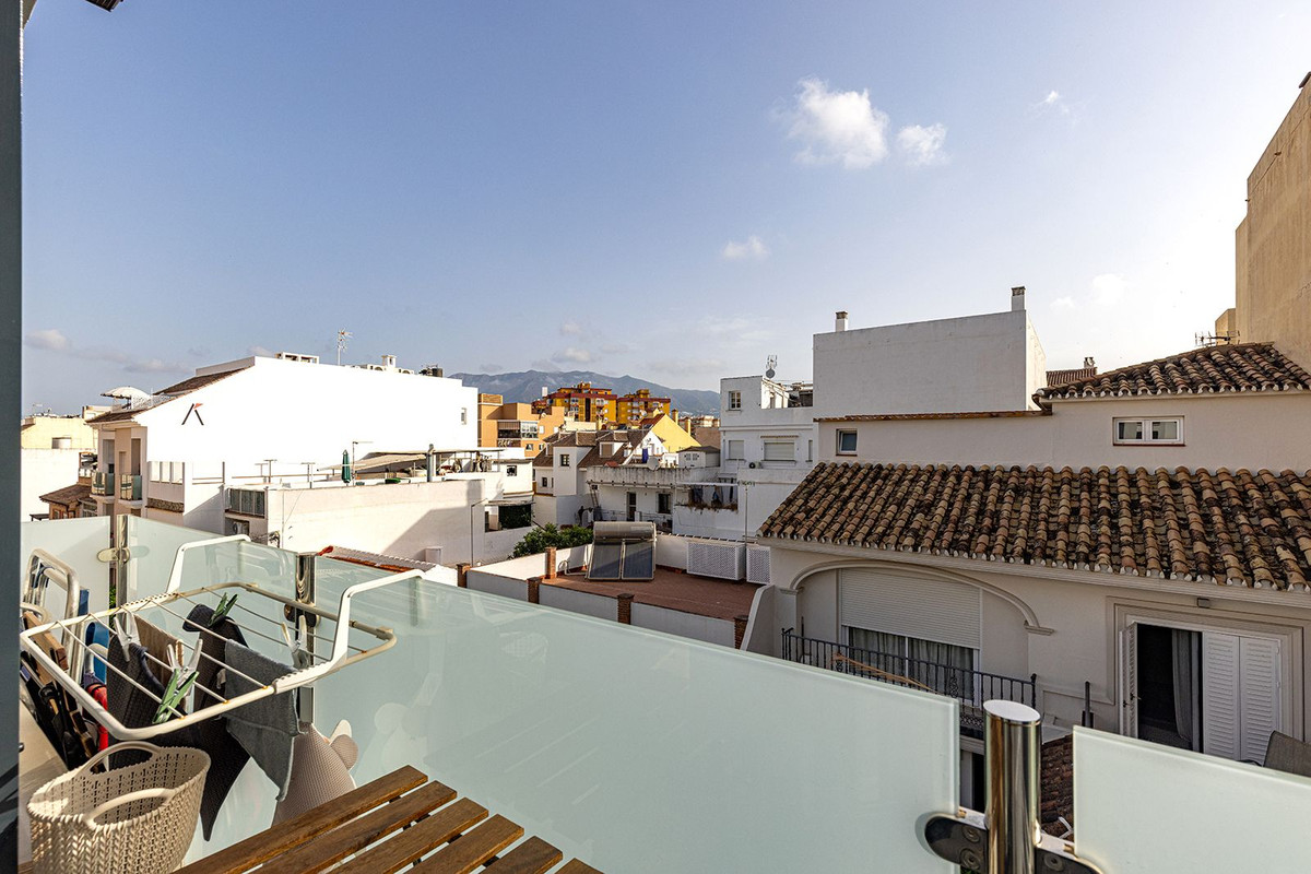 2 Bed Apartment for sale in Fuengirola Costa Del Sol, Málaga, Spain