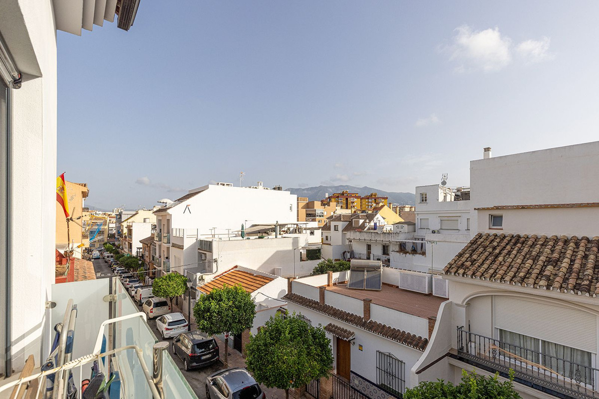 2 Bed Apartment for sale in Fuengirola Costa Del Sol, Málaga, Spain