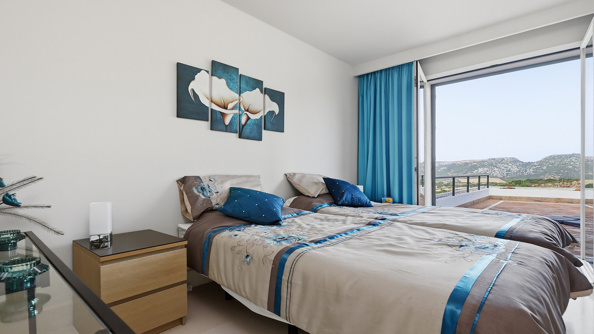 3 Bed Apartment for sale in Doña Julia Costa Del Sol, Málaga, Spain