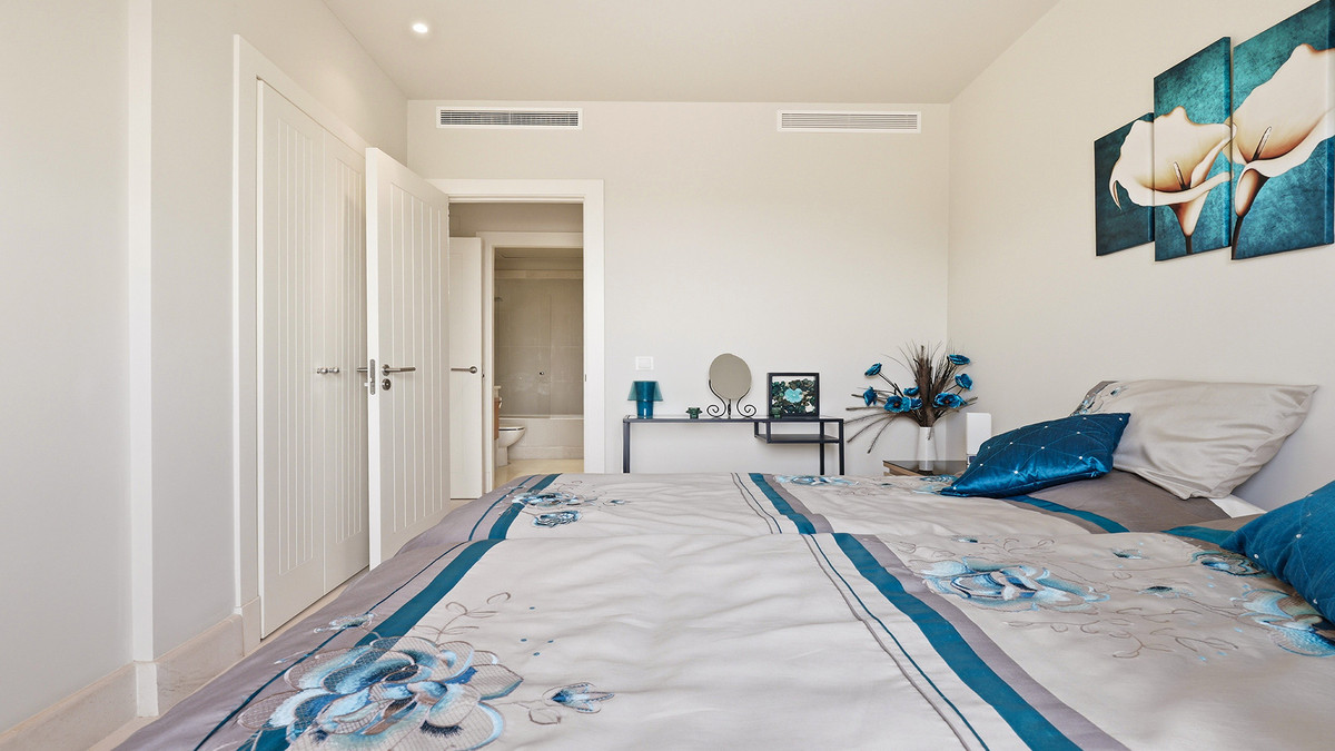 3 Bed Apartment for sale in Doña Julia Costa Del Sol, Málaga, Spain