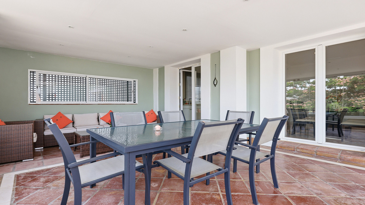 3 Bed Apartment for sale in Doña Julia Costa Del Sol, Málaga, Spain