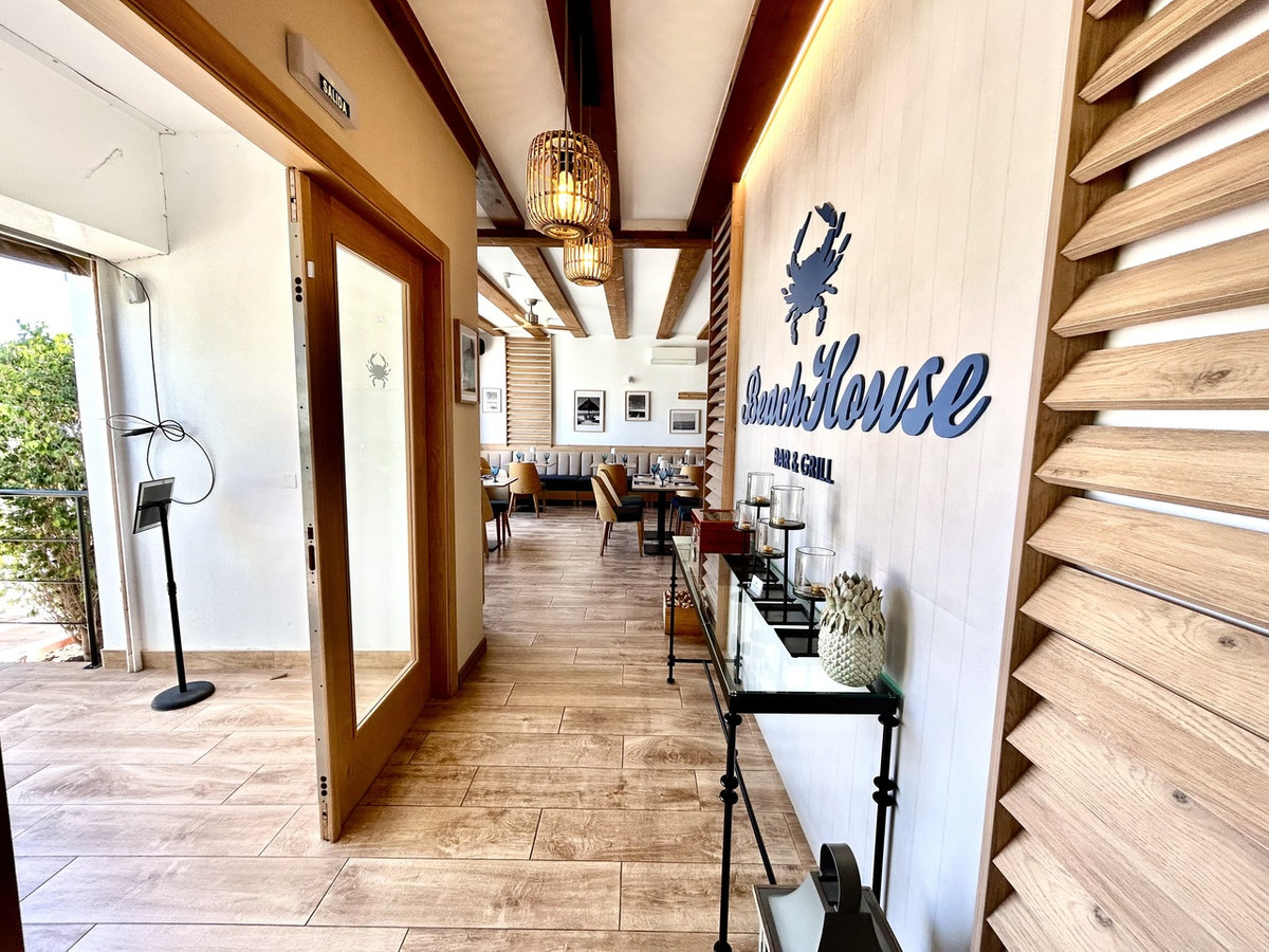Commercial unit for sale in Cabo Roig Costa Blanca, Alicante, Spain