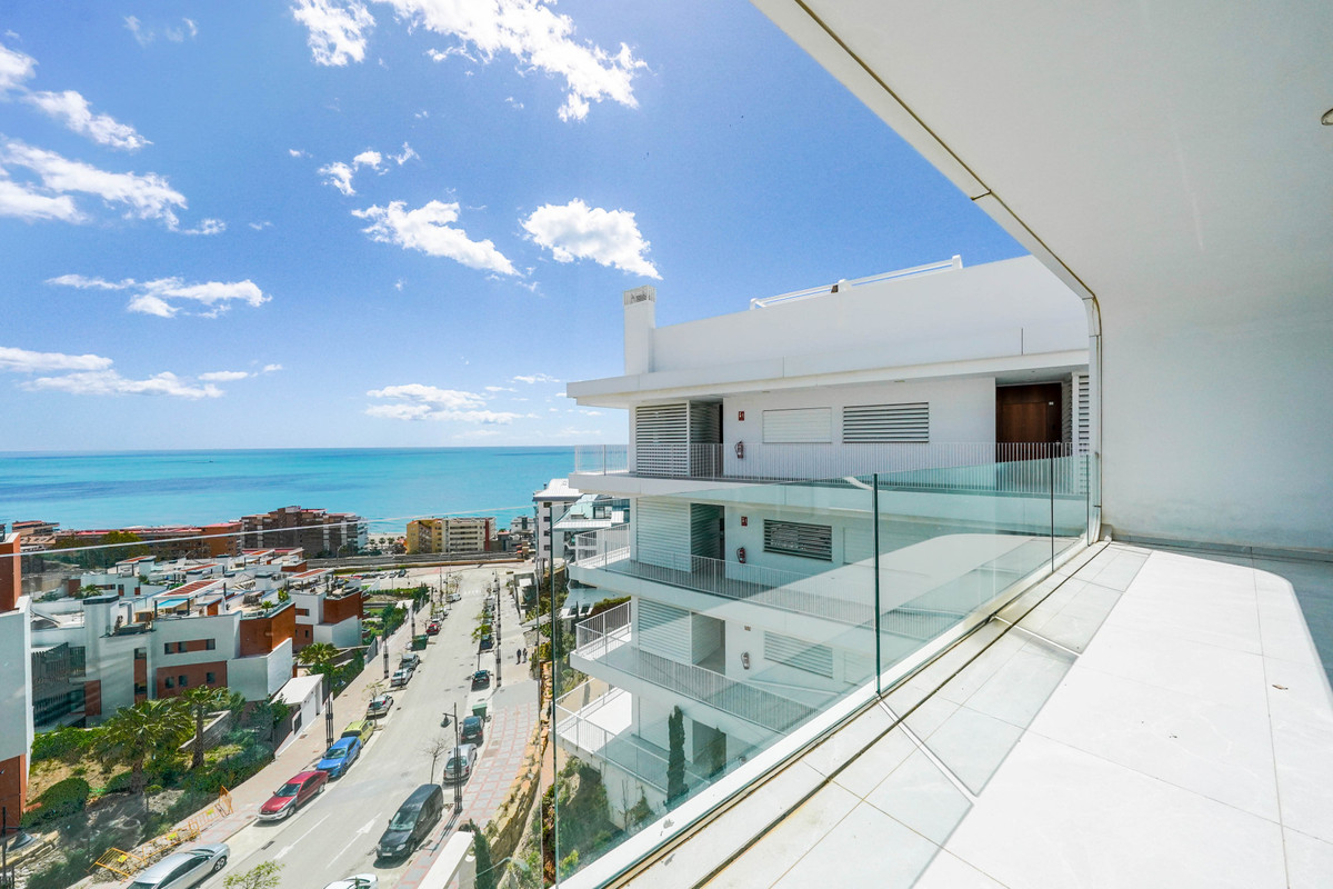 2 Bed Apartment for sale in Fuengirola Costa Del Sol, Málaga, Spain