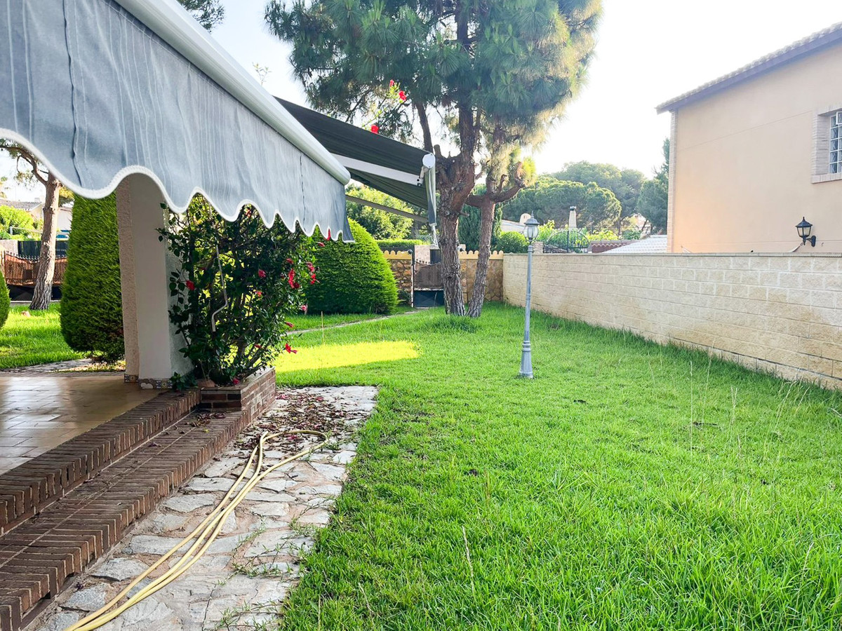 Se vende Pareada de 4 dormitorios en Costa Blanca, Alicante, España