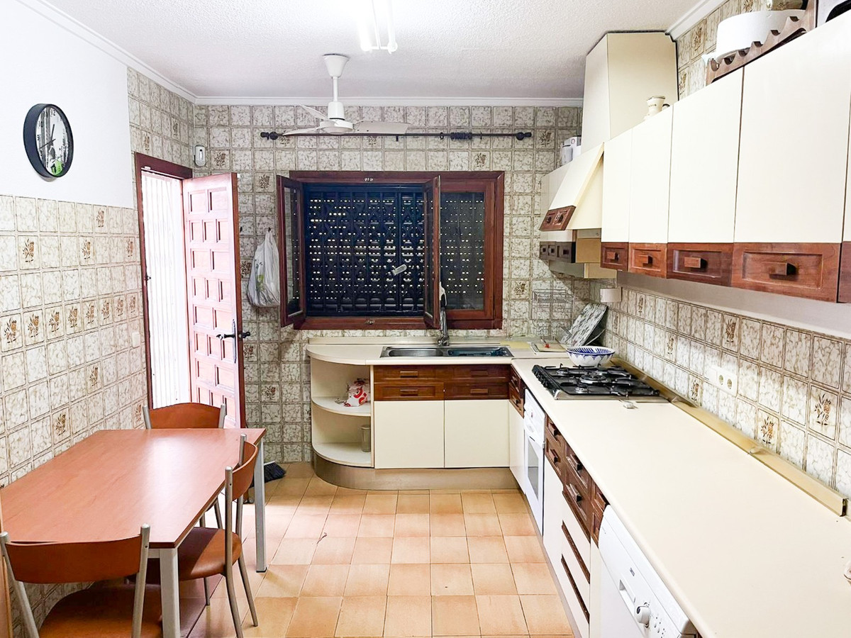 Se vende Pareada de 4 dormitorios en Costa Blanca, Alicante, España