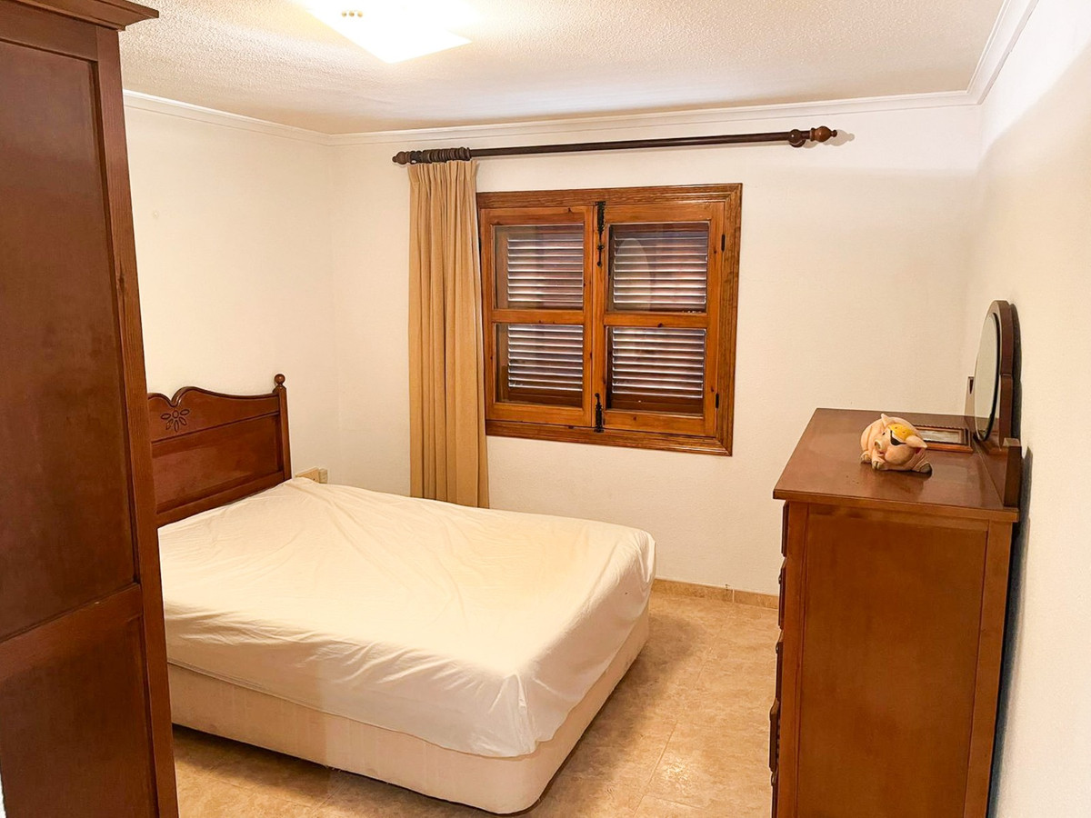 Se vende Pareada de 4 dormitorios en Costa Blanca, Alicante, España