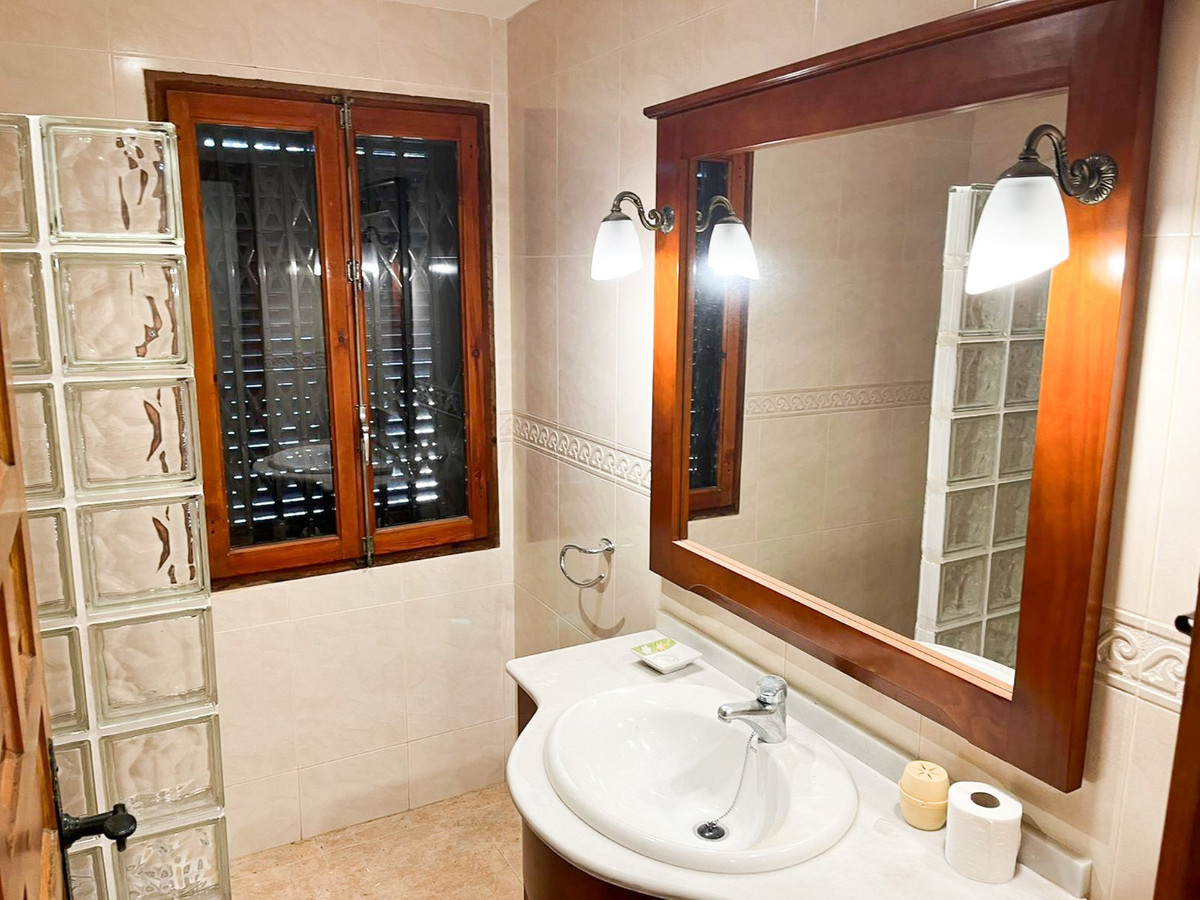 Se vende Pareada de 4 dormitorios en Costa Blanca, Alicante, España