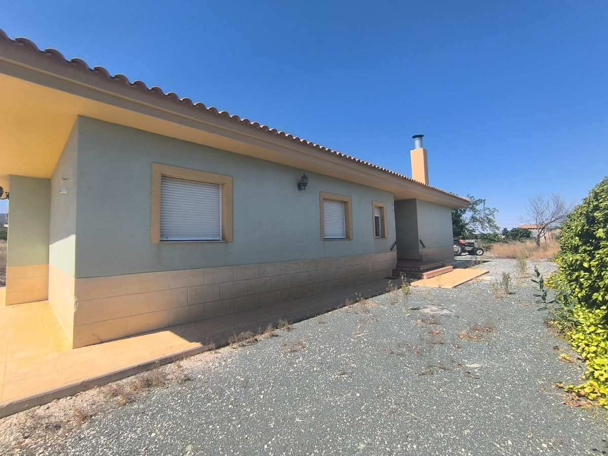 3 Bed Townhouse for sale in Lel Costa Blanca, Alicante, Spain