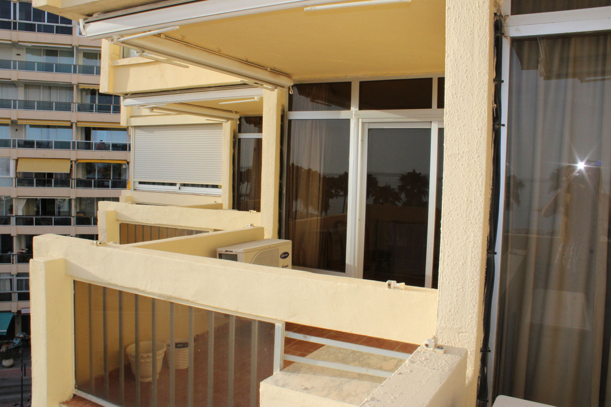 2 Bed Apartment for sale in Marbella Costa Del Sol, Málaga, Spain