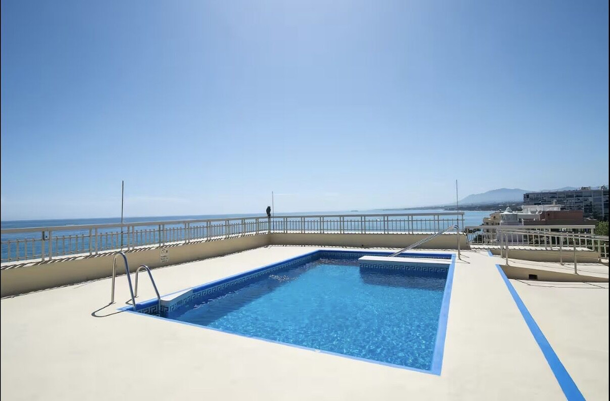 2 Bed Apartment for sale in Marbella Costa Del Sol, Málaga, Spain