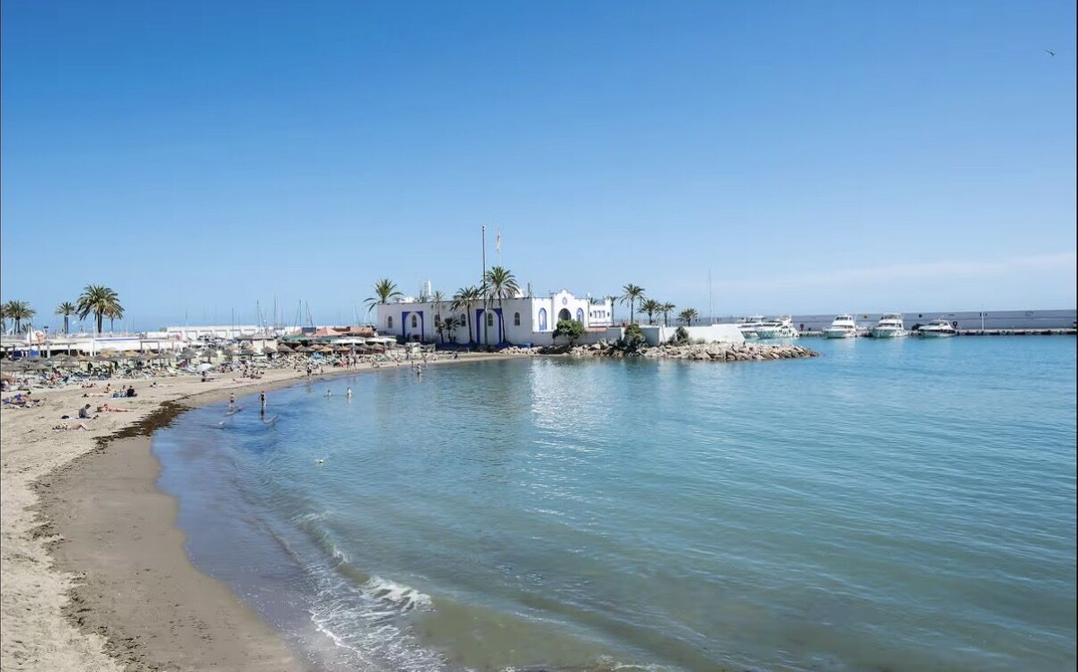 2 Bed Apartment for sale in Marbella Costa Del Sol, Málaga, Spain