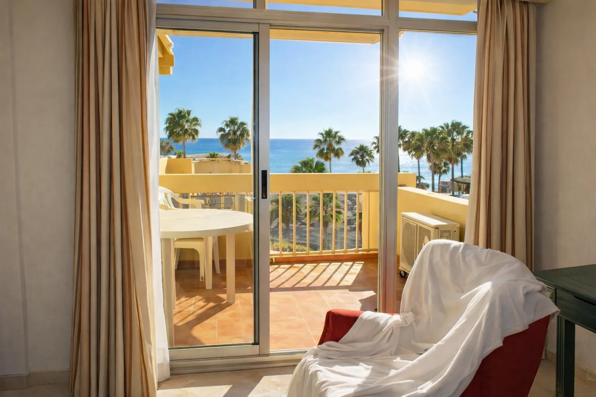 2 Bed Apartment for sale in Marbella Costa Del Sol, Málaga, Spain