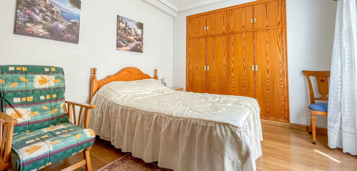 3 Bed Apartment for sale in Torrevieja Costa Blanca, Alicante, Spain