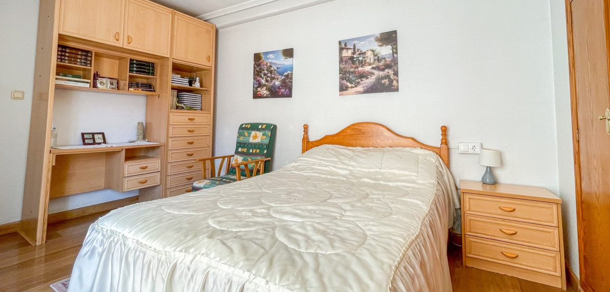 3 Bed Apartment for sale in Torrevieja Costa Blanca, Alicante, Spain