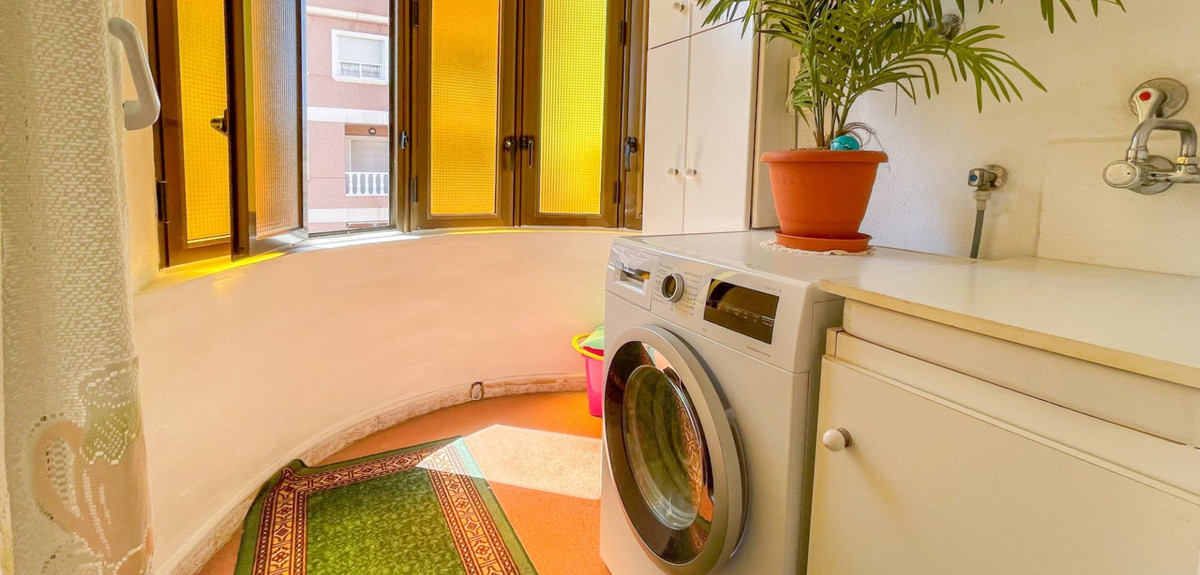3 Bed Apartment for sale in Torrevieja Costa Blanca, Alicante, Spain