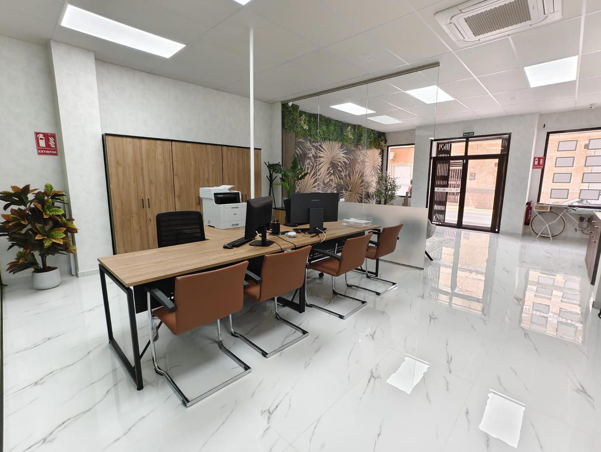 Commercial unit for sale in Los Montesinos Costa Blanca, Alicante, Spain
