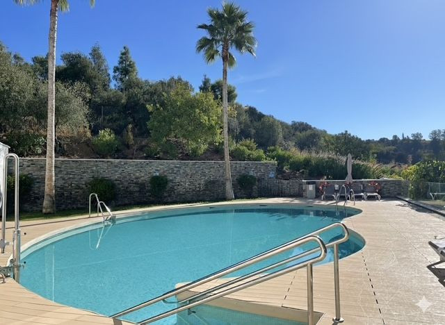 3 Bed Apartment for sale in Marbella Costa Del Sol, Málaga, Spain