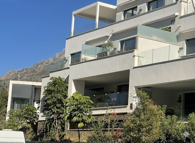 3 Bed Apartment for sale in Marbella Costa Del Sol, Málaga, Spain