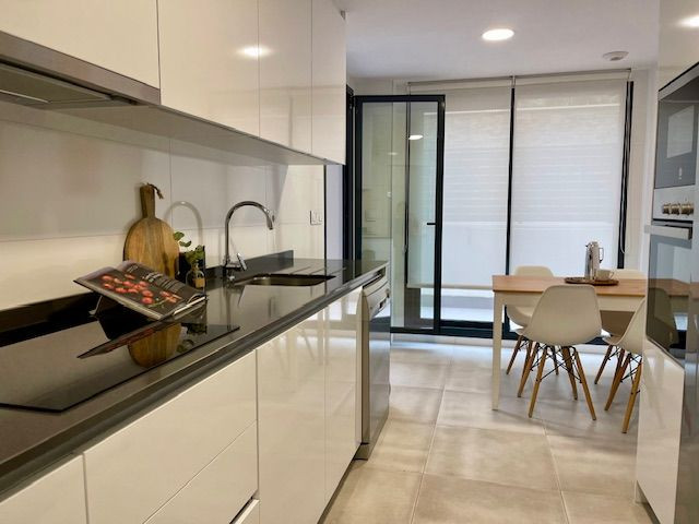3 Bed Apartment for sale in Marbella Costa Del Sol, Málaga, Spain
