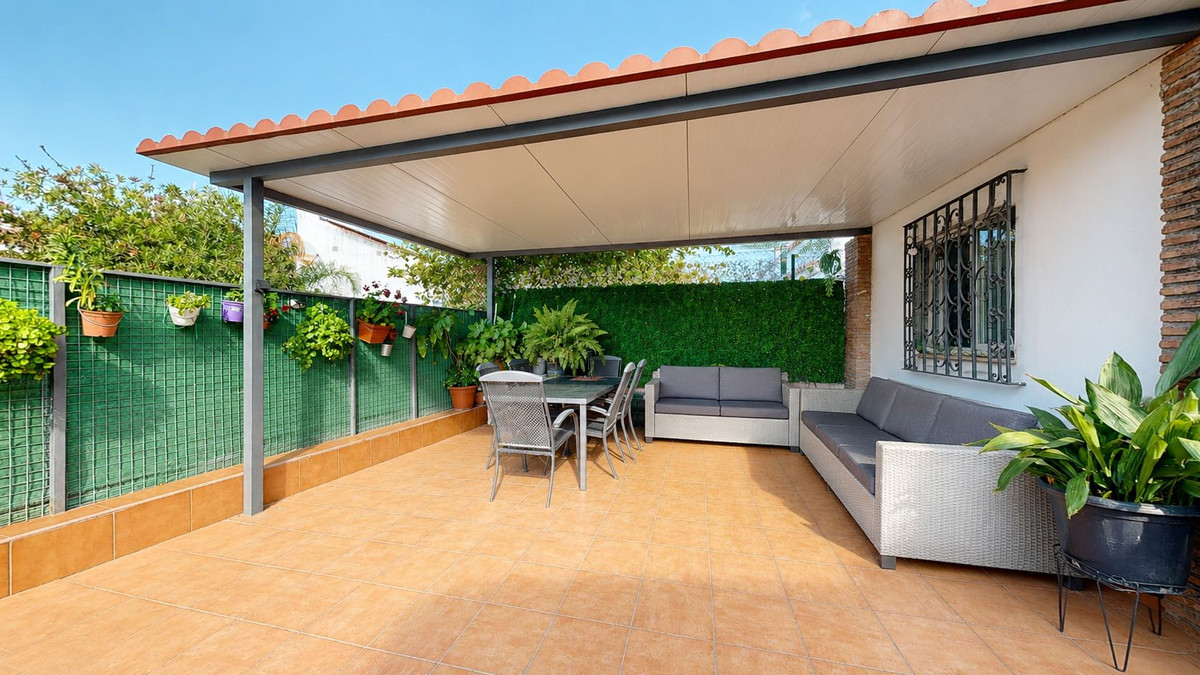 3 Bed Townhouse for sale in Estepona Costa Del Sol, Málaga, Spain