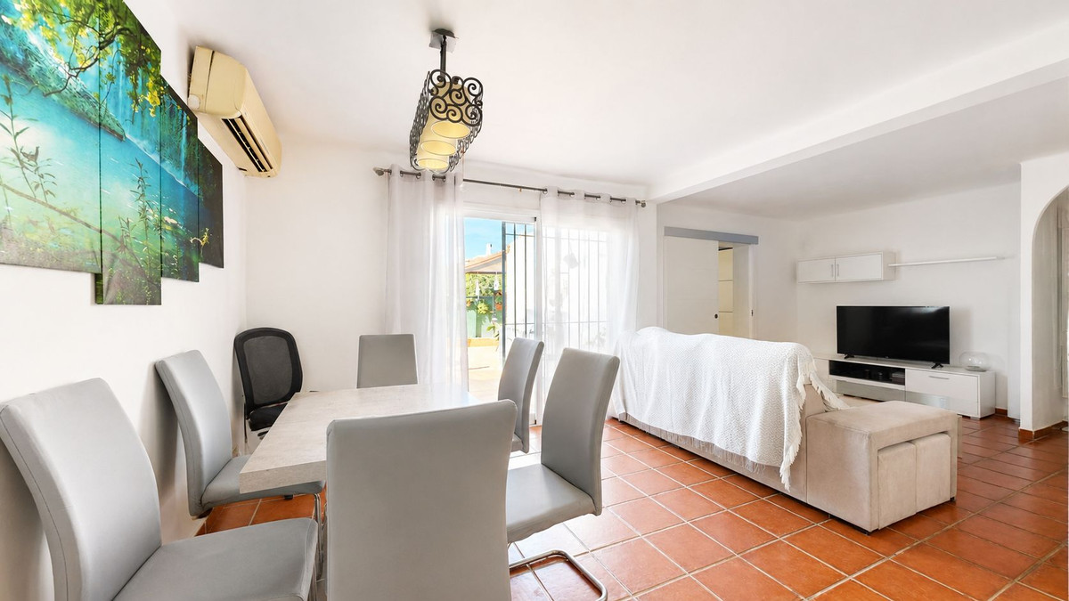 3 Bed Townhouse for sale in Estepona Costa Del Sol, Málaga, Spain