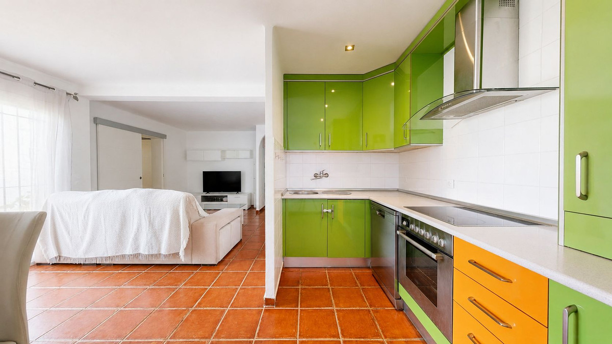 3 Bed Townhouse for sale in Estepona Costa Del Sol, Málaga, Spain