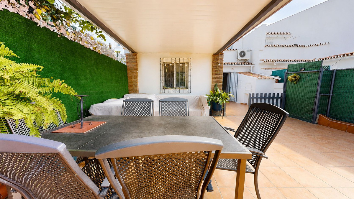 3 Bed Townhouse for sale in Estepona Costa Del Sol, Málaga, Spain