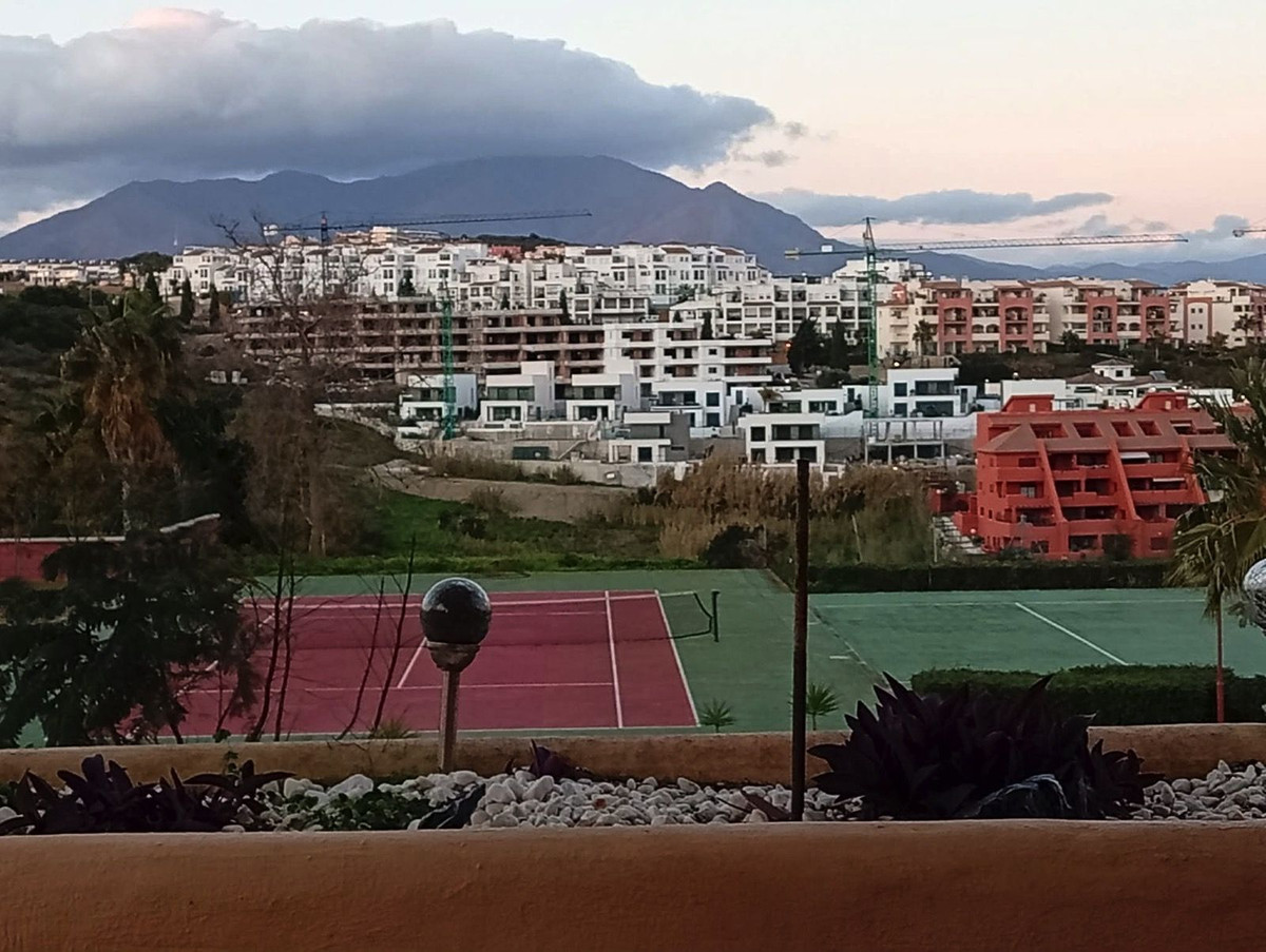 3 Bed Townhouse for sale in La Duquesa Costa Del Sol, Málaga, Spain