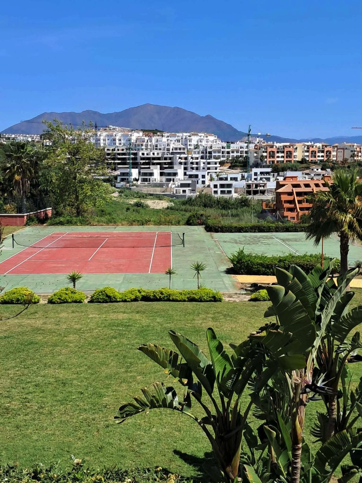3 Bed Townhouse for sale in La Duquesa Costa Del Sol, Málaga, Spain
