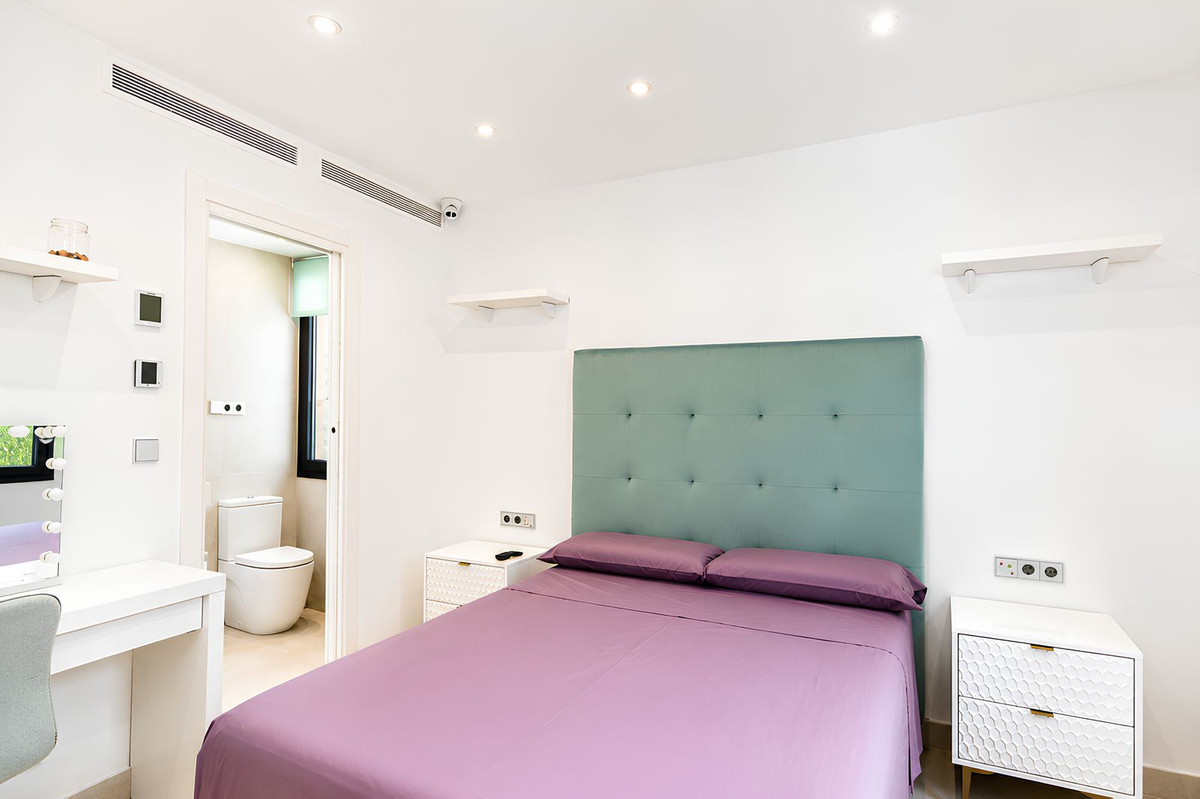 3 Bed Townhouse for sale in Torreblanca Costa Del Sol, Málaga, Spain