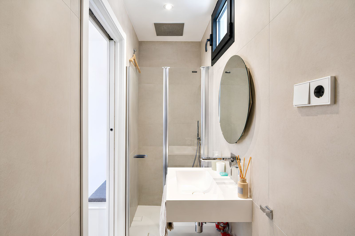 3 Bed Townhouse for sale in Torreblanca Costa Del Sol, Málaga, Spain