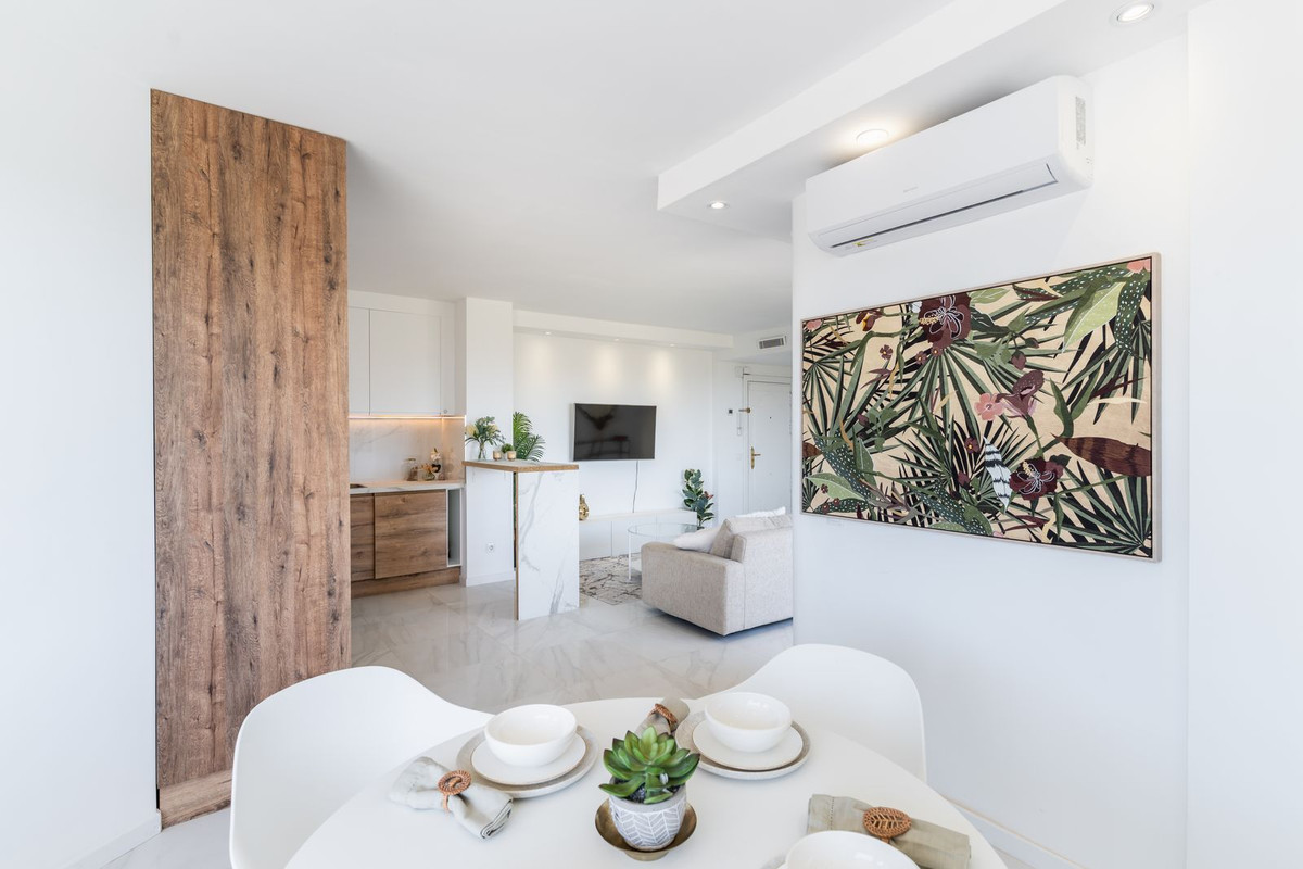 2 Bed Apartment for sale in Atalaya Costa Del Sol, Málaga, Spain