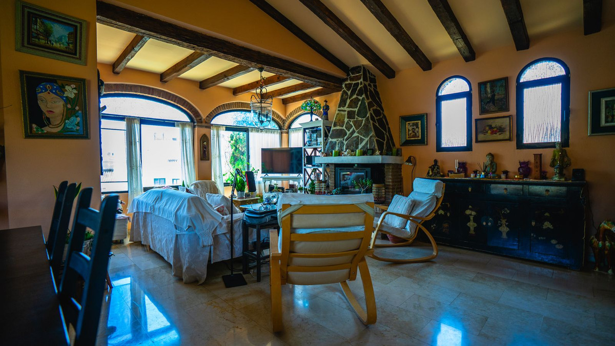 4 Bed Townhouse for sale in Torreblanca Costa Del Sol, Málaga, Spain
