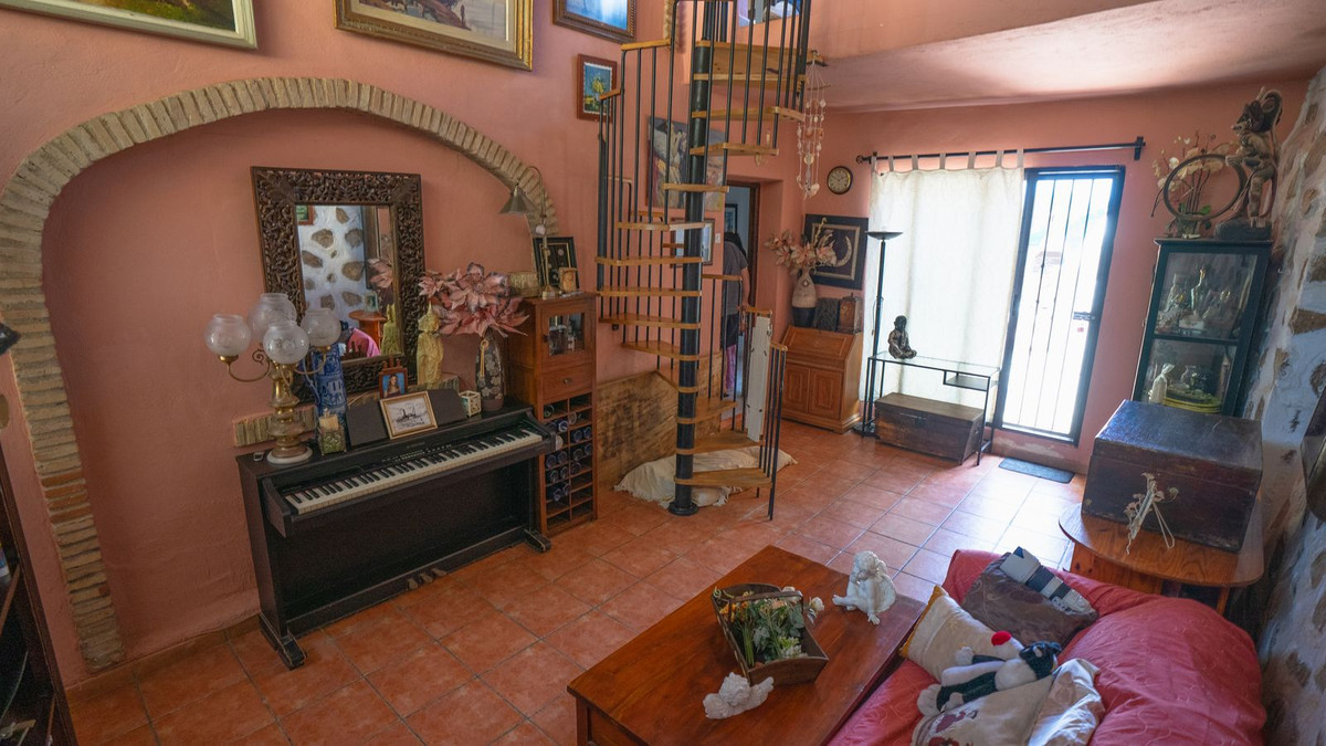 4 Bed Townhouse for sale in Torreblanca Costa Del Sol, Málaga, Spain