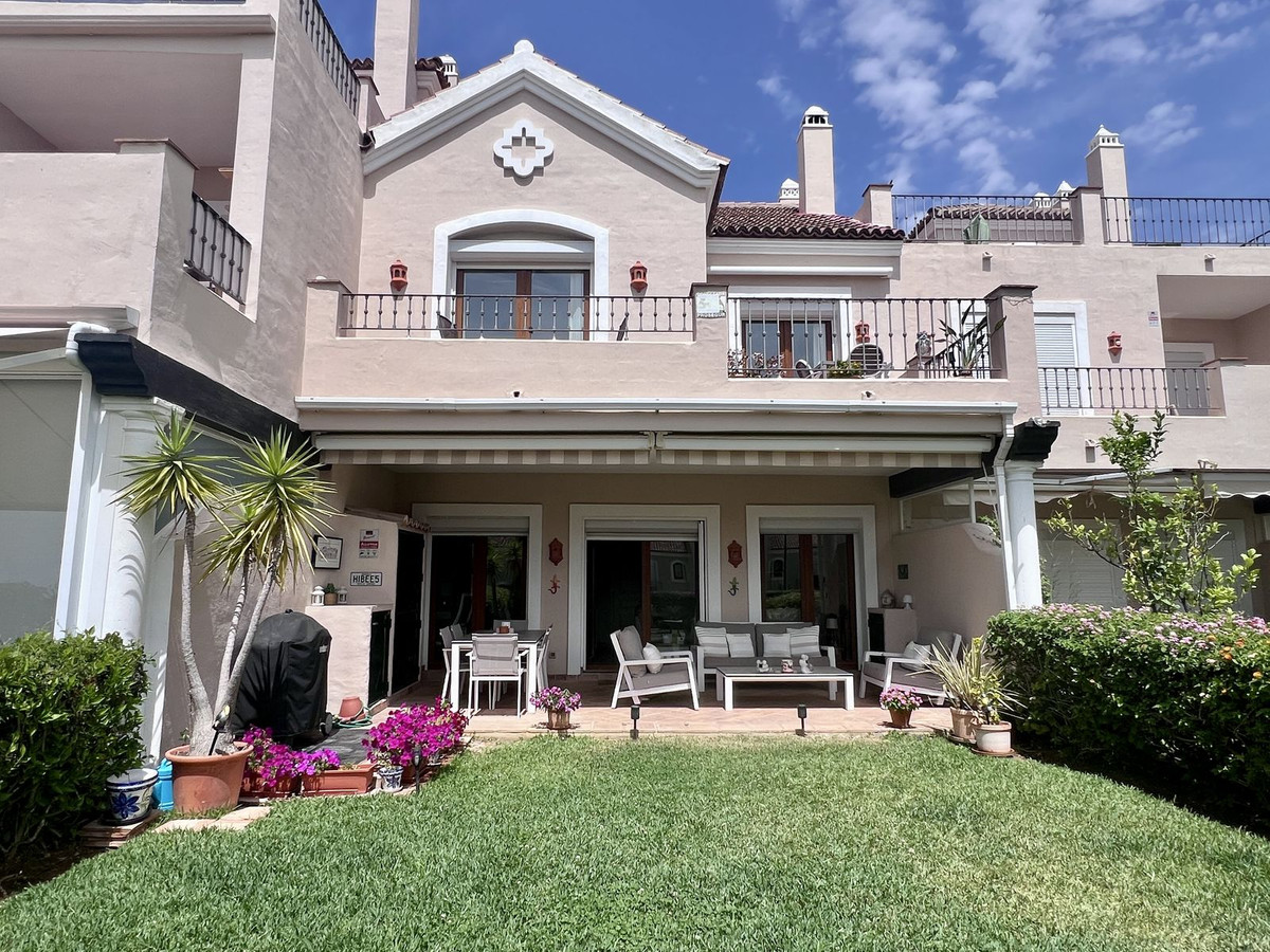Se vende Adosada de 3 dormitorios en Costa Del Sol, Málaga, España