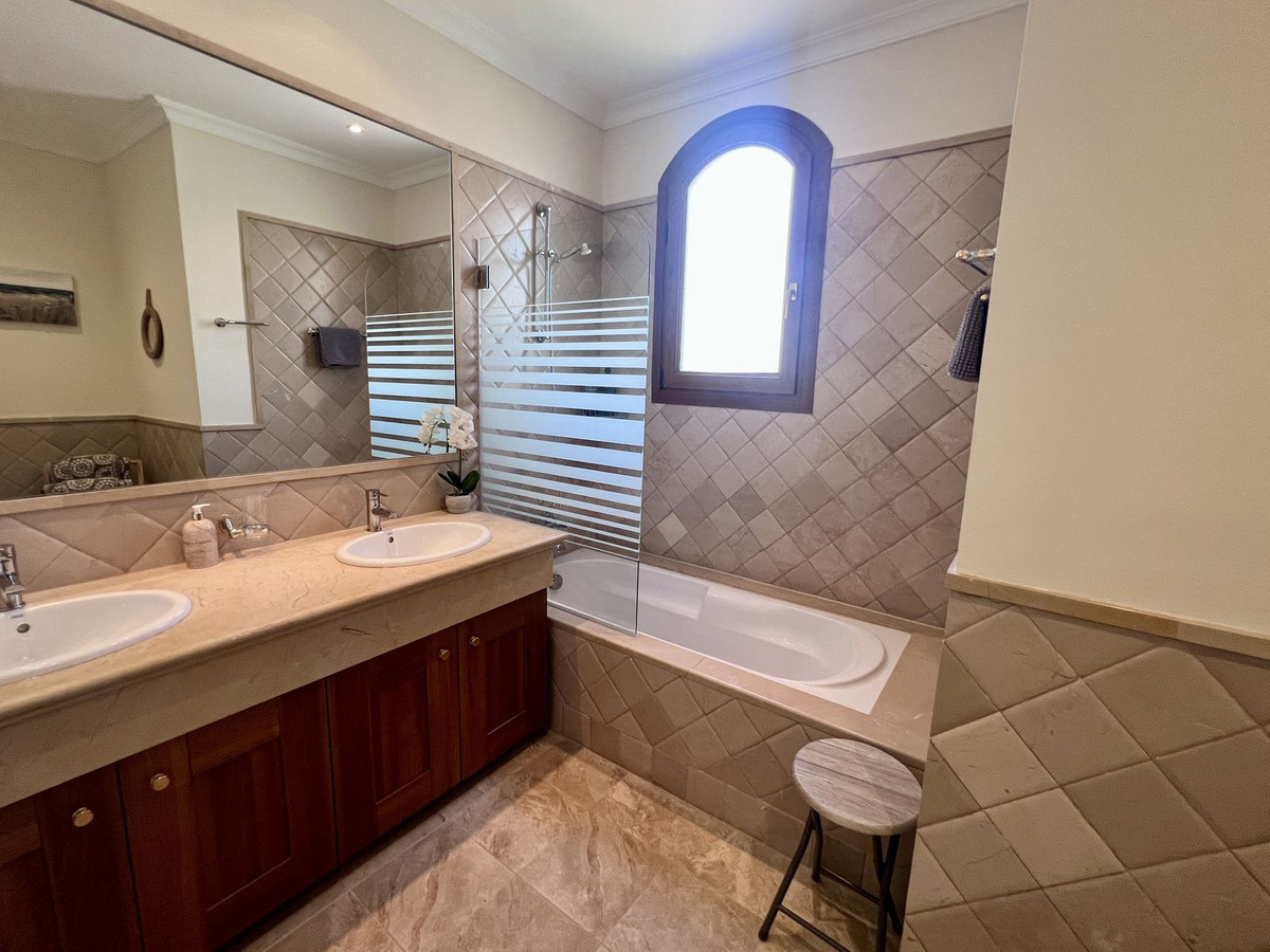 Se vende Adosada de 3 dormitorios en Costa Del Sol, Málaga, España