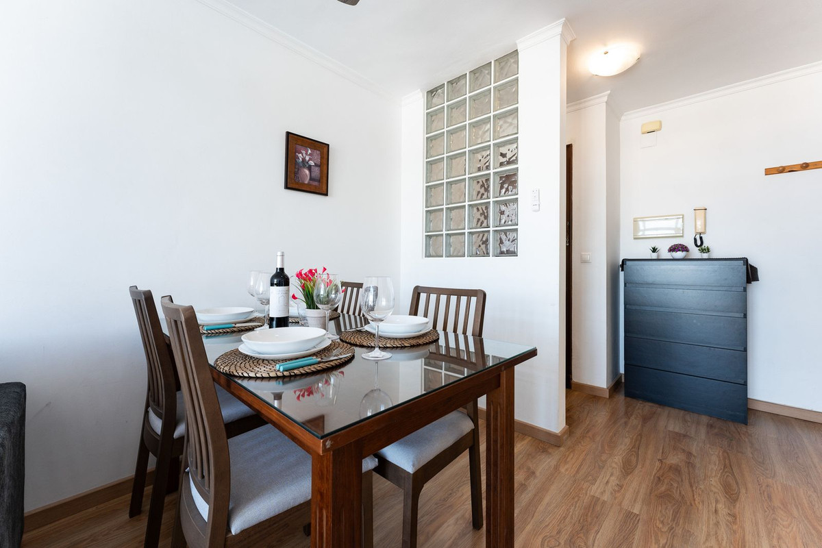 2 Bed Apartment for sale in Benalmadena Costa Del Sol, Málaga, Spain