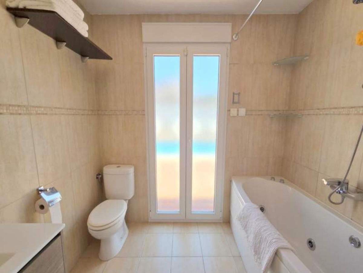 5 Bed Townhouse for sale in Manilva Costa Del Sol, Málaga, Spain