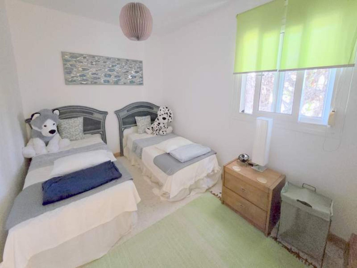 5 Bed Townhouse for sale in Manilva Costa Del Sol, Málaga, Spain