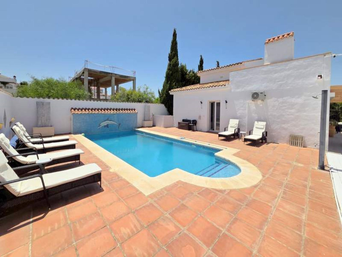 5 Bed Townhouse for sale in Manilva Costa Del Sol, Málaga, Spain